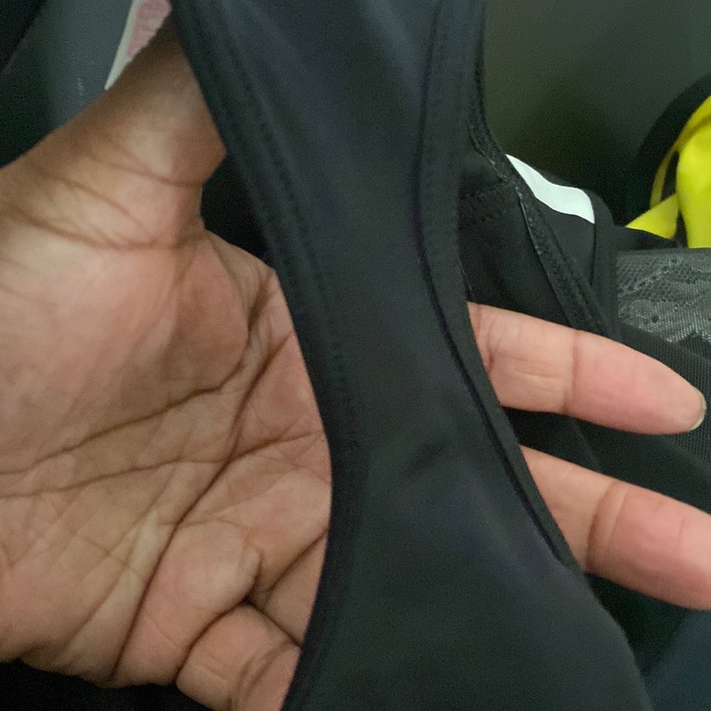 Victoria Secret sports bra - Picture 3 of 6